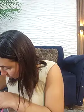 Snapshot of LizzRouse chatting on 03-12-26, 08:48 LizzRouse online show from 03-12-26, 08:48