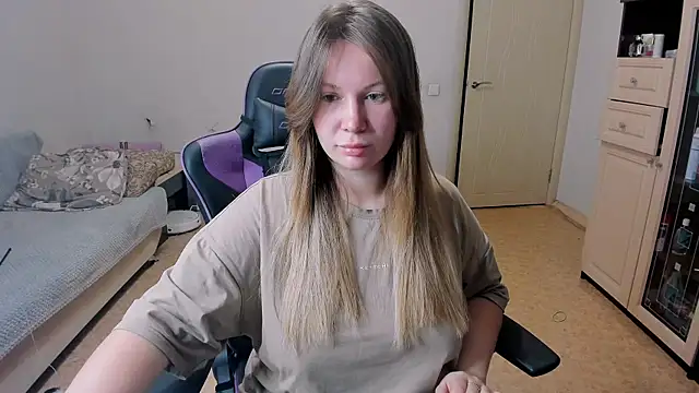 Snapshot of stella_vestal chatting on 11-15-25, 05:53 stella vestal online show from 11-15-25, 05:53