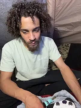 Snapshot of Mrvanillaa chatting on 02-12-26, 03:56 Mrvanillaa online show from 02-12-26, 03:56