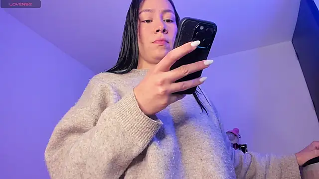 Snapshot of perla7777 chatting on 09-25-25, 12:25 perla7777 online show from 09-25-25, 12:25