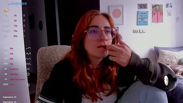 linda giggle online show from 12-24-24, 05:34