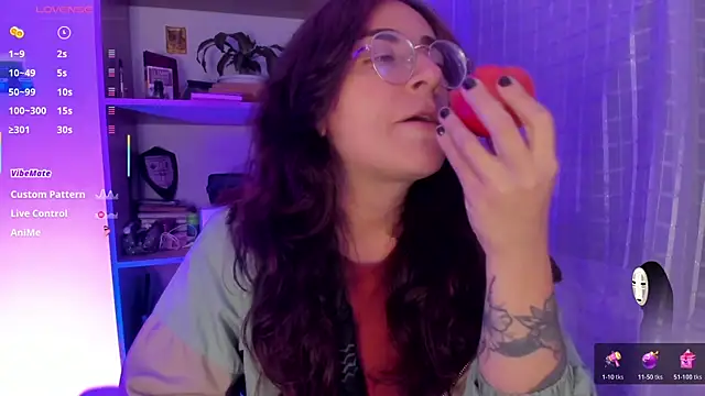 linda giggle online show from 07-18-26, 02:16