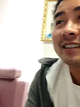 guozuo online show from 11-01-25, 02:08