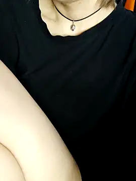 Snapshot of Aashikalaa chatting on 05-06-26, 01:25 Aashikalaa online show from 05-06-26, 01:25