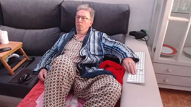 Nudelschwanz online show from 02-10-25, 07:58