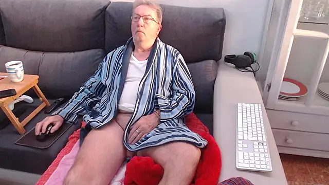 Nudelschwanz online show from 02-13-25, 07:24