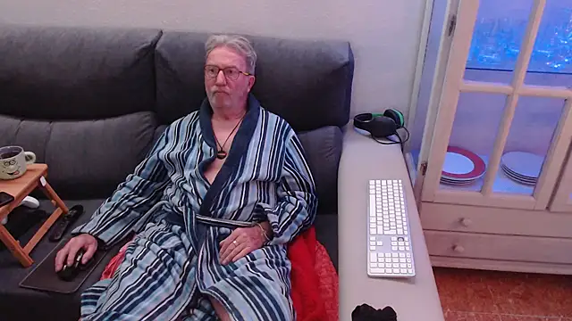 Nudelschwanz online show from 02-17-25, 08:26