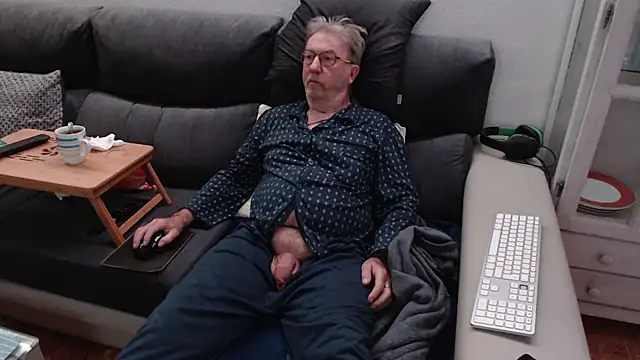 Nudelschwanz online show from 03-05-25, 01:52