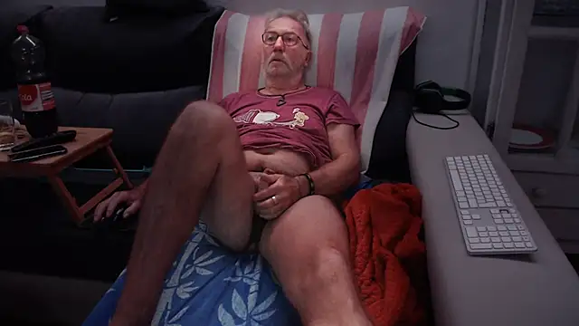 Nudelschwanz online show from 10-13-25, 06:46