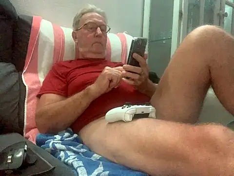 Nudelschwanz online show from 10-25-25, 05:40