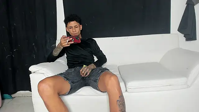 self love46 online show from 06-18-26, 03:51