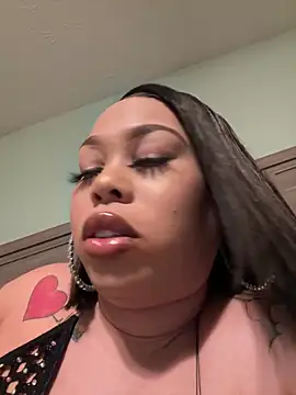 Snapshot of ThickAssRena chatting on 12-08-24, 02:49 ThickAssRena online show from 12-08-24, 02:49