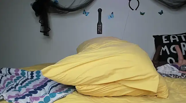 Snapshot of ThickAssRena chatting on 02-08-25, 12:17 ThickAssRena online show from 02-08-25, 12:17