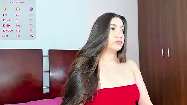 alice-love1 online show from 04-29-26, 11:55