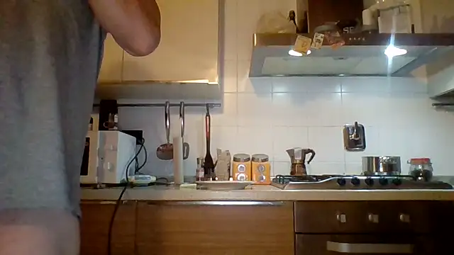 Snapshot of woww791 chatting on 09-26-25, 06:34 woww791 online show from 09-26-25, 06:34