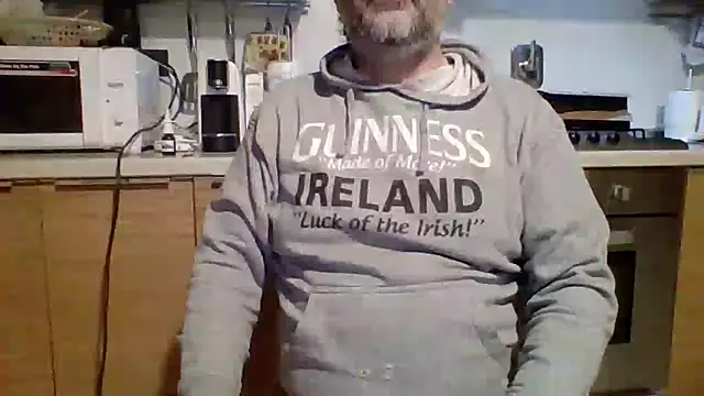 Snapshot of woww791 chatting on 02-04-26, 06:47 woww791 online show from 02-04-26, 06:47