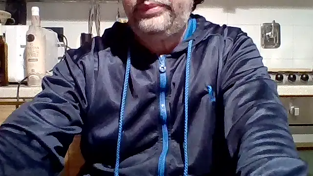 Snapshot of woww791 chatting on 03-09-26, 04:44 woww791 online show from 03-09-26, 04:44