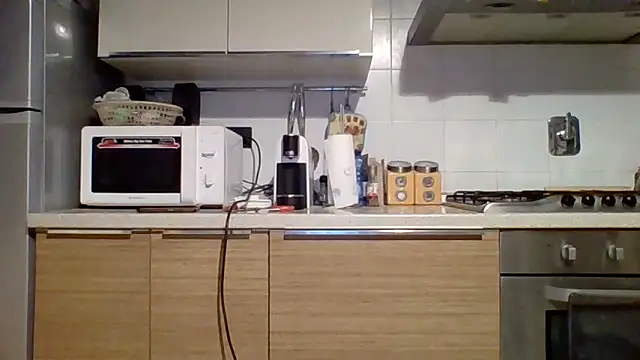 Snapshot of woww791 chatting on 03-12-26, 02:12 woww791 online show from 03-12-26, 02:12