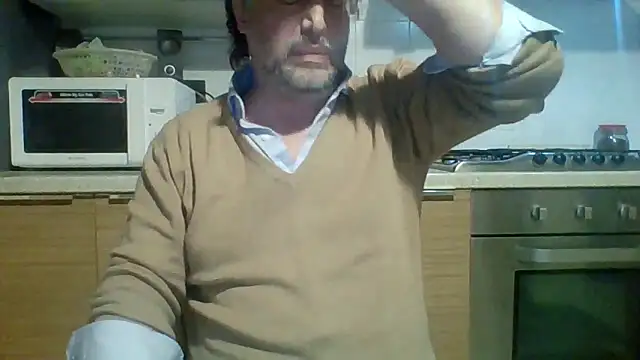 Snapshot of woww791 chatting on 03-16-26, 04:11 woww791 online show from 03-16-26, 04:11