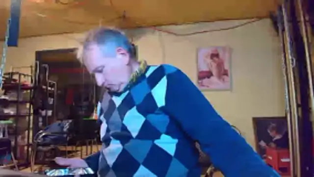 Snapshot of jeanlulu chatting on 05-14-26, 06:37 jeanlulu online show from 05-14-26, 06:37