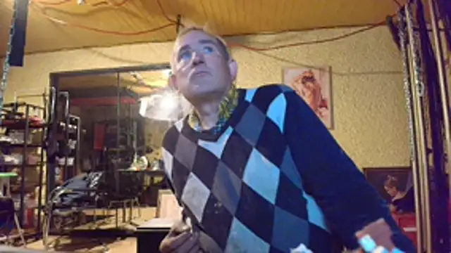 Snapshot of jeanlulu chatting on 05-15-26, 01:07 jeanlulu online show from 05-15-26, 01:07
