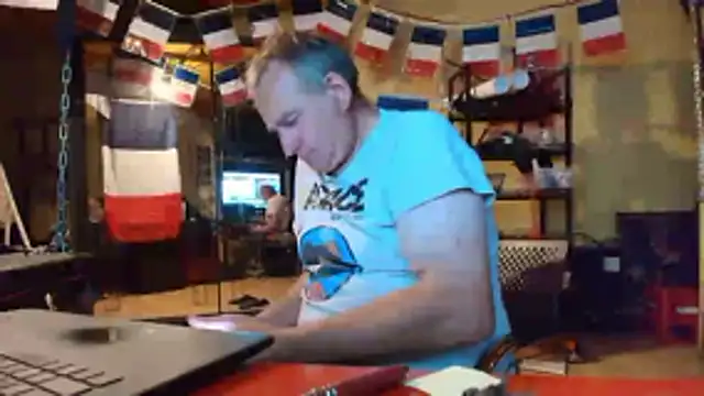 Snapshot of jeanlulu chatting on 06-18-26, 08:02 jeanlulu online show from 06-18-26, 08:02