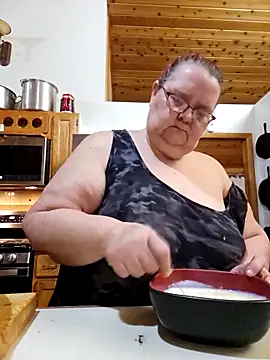 Snapshot of Hornybbw1978 chatting on 04-30-26, 02:40 Hornybbw1978 online show from 04-30-26, 02:40