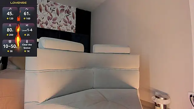 Snapshot of MarkWalker__ chatting on 12-14-25, 09:58 MarkWalker online show from 12-14-25, 09:58