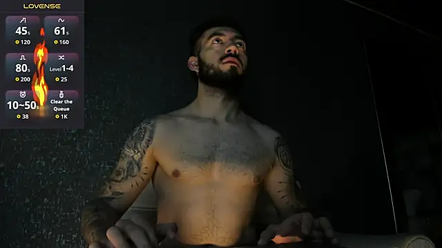 Snapshot of MarkWalker__ chatting on 12-17-25, 10:43 MarkWalker online show from 12-17-25, 10:43