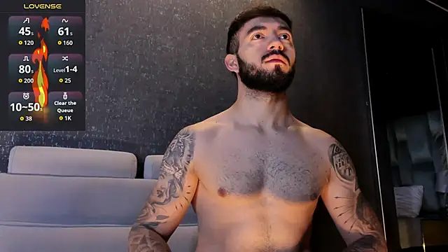 Snapshot of MarkWalker__ chatting on 01-07-26, 10:07 MarkWalker online show from 01-07-26, 10:07