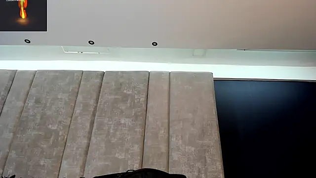 Snapshot of MarkWalker__ chatting on 02-19-26, 10:11 MarkWalker online show from 02-19-26, 10:11