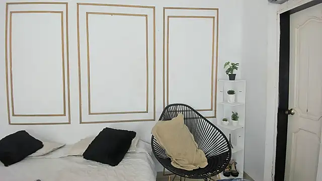 kristyl paez online show from 04-21-26, 03:28