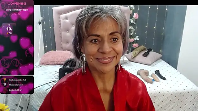 Snapshot of lalisha_96 chatting on 12-20-24, 11:26 lalisha 96 online show from 12-20-24, 11:26
