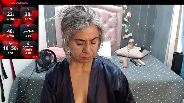 Snapshot of lalisha_96 chatting on 01-29-25, 02:40 lalisha 96 online show from 01-29-25, 02:40
