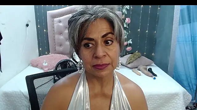 Snapshot of lalisha_96 chatting on 02-27-25, 12:21 lalisha 96 online show from 02-27-25, 12:21