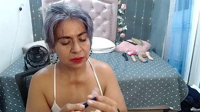 Snapshot of lalisha_96 chatting on 03-23-25, 04:05 lalisha 96 online show from 03-23-25, 04:05