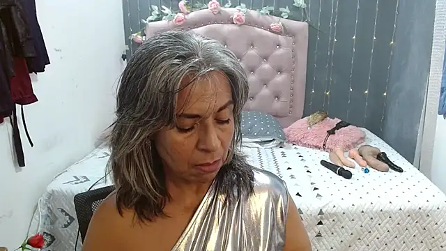 Snapshot of lalisha_96 chatting on 10-03-25, 11:57 lalisha 96 online show from 10-03-25, 11:57