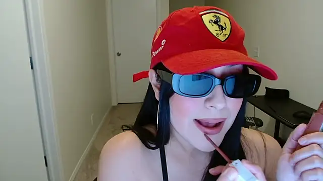 Snapshot of Sassy_Latina chatting on 01-14-26, 02:17 Sassy Latina online show from 01-14-26, 02:17