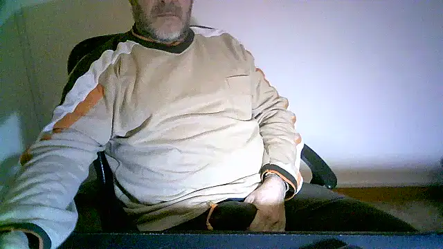 Snapshot of Greek_Passion chatting on 01-14-26, 03:50 Greek Passion online show from 01-14-26, 03:50