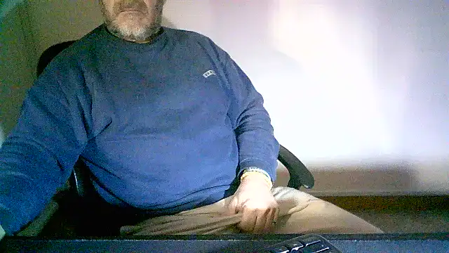 Snapshot of Greek_Passion chatting on 03-08-26, 07:12 Greek Passion online show from 03-08-26, 07:12