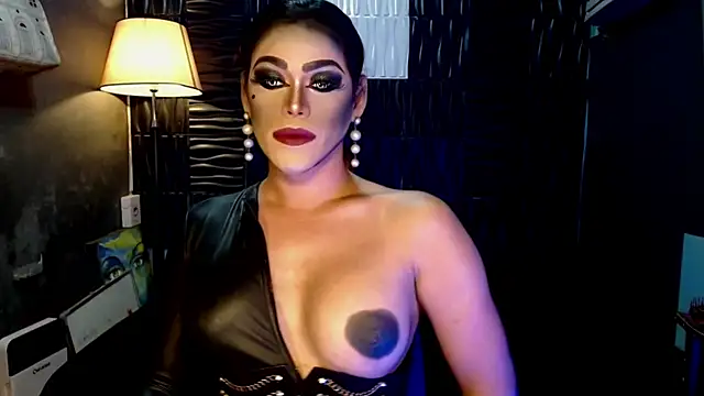 UrtopshemalegoddessAliyah online show from 06-28-26, 08:15