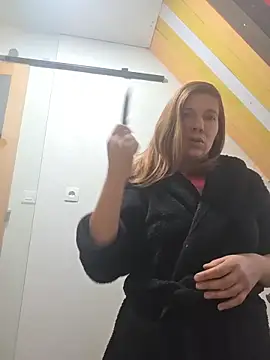 Lina lou4 online show from 12-04-25, 08:34