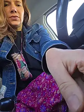 Lina lou4 online show from 04-19-26, 07:51