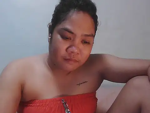 Snapshot of xxsam_69xx chatting on 09-17-25, 11:34 xxsam 69xx online show from 09-17-25, 11:34