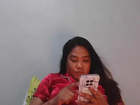 Snapshot of xxsam_69xx chatting on 09-25-25, 02:43 xxsam 69xx online show from 09-25-25, 02:43
