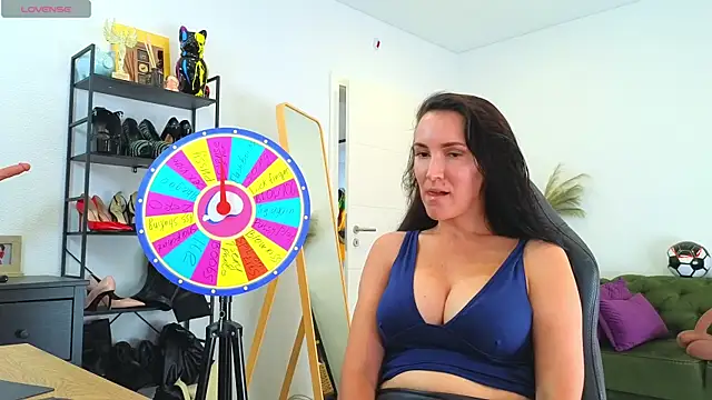 EvaKeks online show from 07-05-26, 05:42