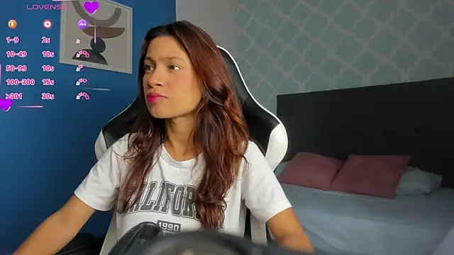 cora 22 online show from 09-12-25, 12:38