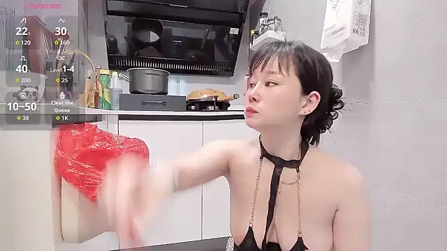 Vivian-6 online show from 06-23-26, 12:41