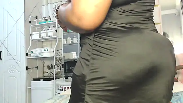 SexyyNana online show from 03-04-26, 02:17