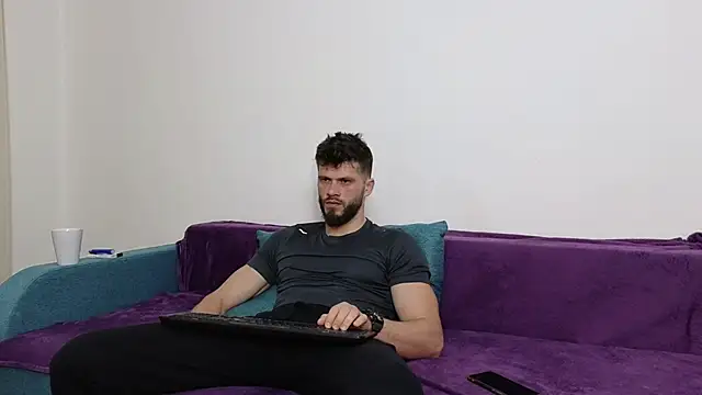 Snapshot of TheTopAlex chatting on 03-13-25, 04:05 TheTopAlex online show from 03-13-25, 04:05